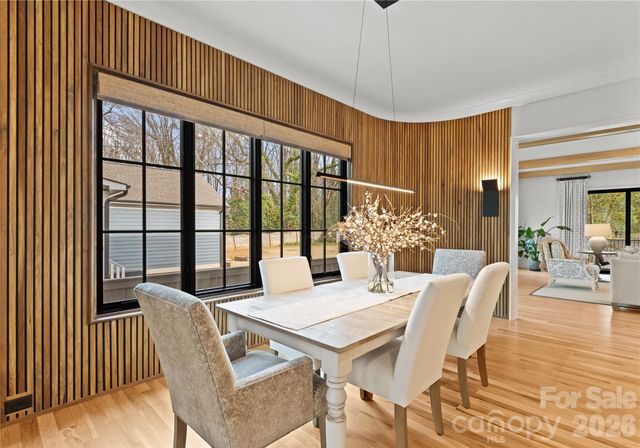 700 Mcalway Road, Charlotte, NC 28211