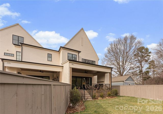 700 Mcalway Road, Charlotte, NC 28211