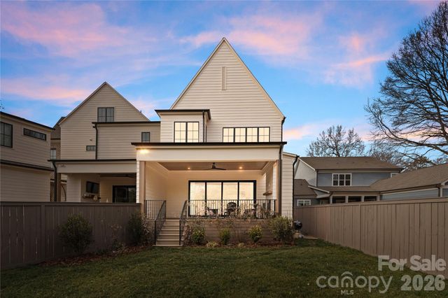 700 Mcalway Road, Charlotte, NC 28211