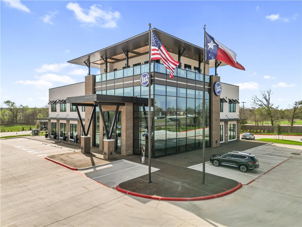 4270 SH-6, College Station, TX 77845 — exterior