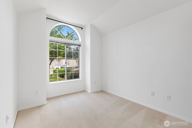 8548 1st Avenue NE, Seattle, WA 98115