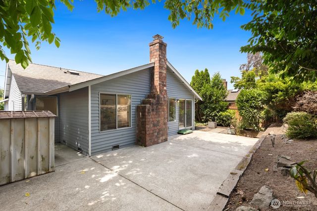 8548 1st Avenue NE, Seattle, WA 98115