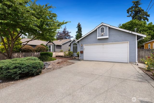 8548 1st Avenue NE, Seattle, WA 98115