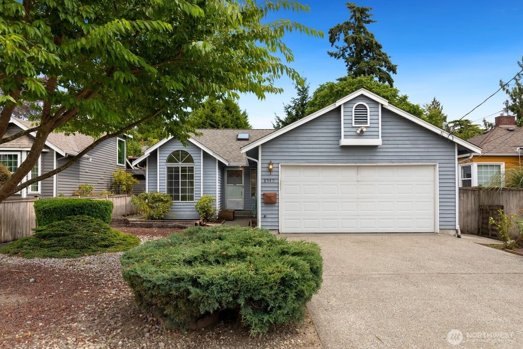 8548 1st Avenue NE, Seattle, WA 98115
