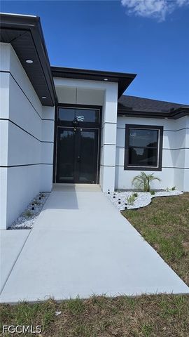 1707 Jefferson AVE, Lehigh Acres, FL 33972