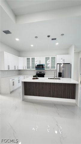 1707 Jefferson AVE, Lehigh Acres, FL 33972