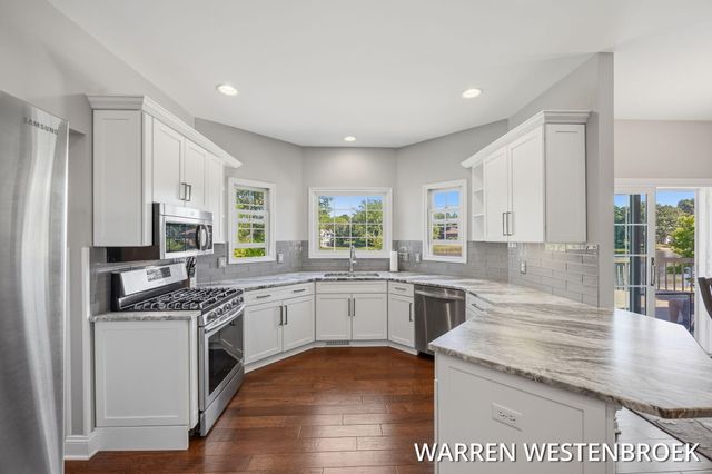 969 Meadow Ridge Drive, Park Twp, MI 49424