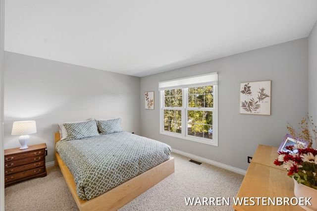 969 Meadow Ridge Drive, Park Twp, MI 49424