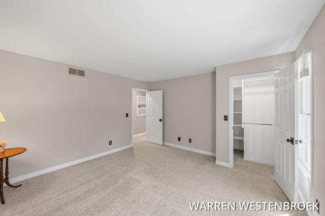 969 Meadow Ridge Drive, Park Twp, MI 49424