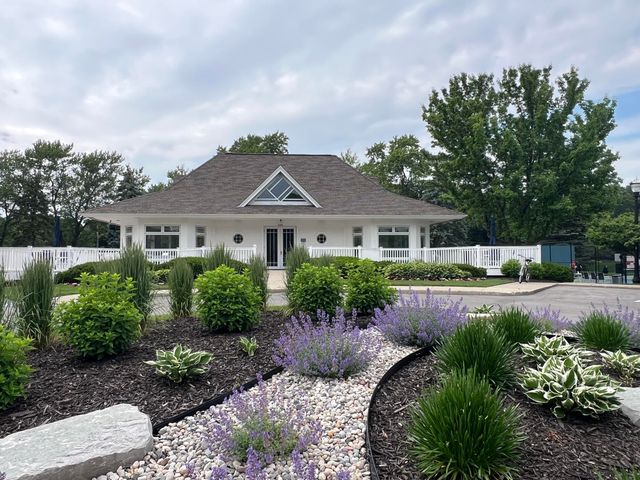 969 Meadow Ridge Drive, Park Twp, MI 49424