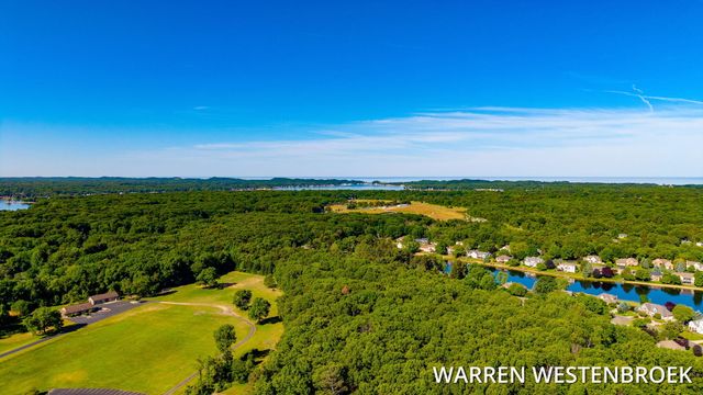 969 Meadow Ridge Drive, Park Twp, MI 49424