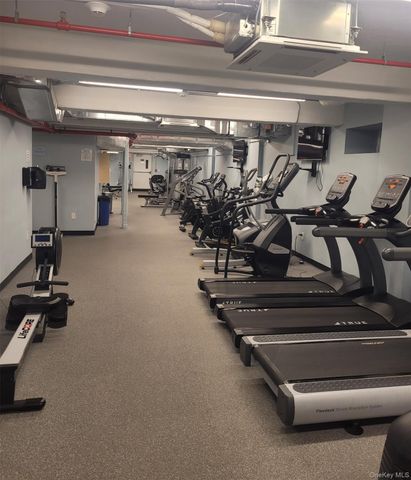 2 Richmond Road 4th Floor, Lido Beach, NY 11561