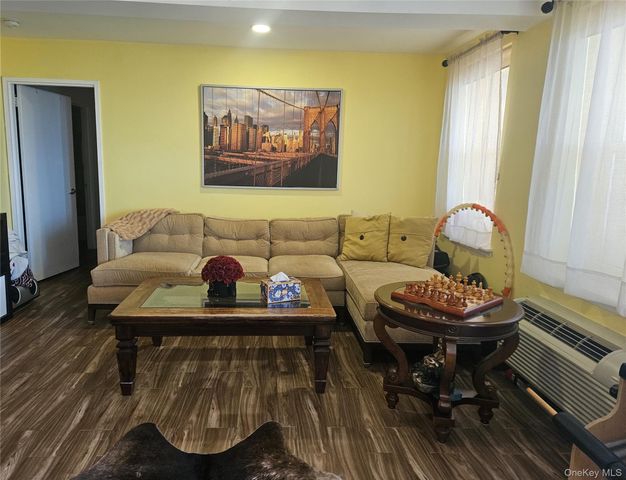 2 Richmond Road 4th Floor, Lido Beach, NY 11561