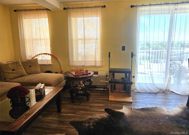 2 Richmond Road 4th Floor, Lido Beach, NY 11561