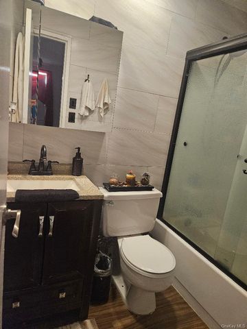 2 Richmond Road 4th Floor, Lido Beach, NY 11561