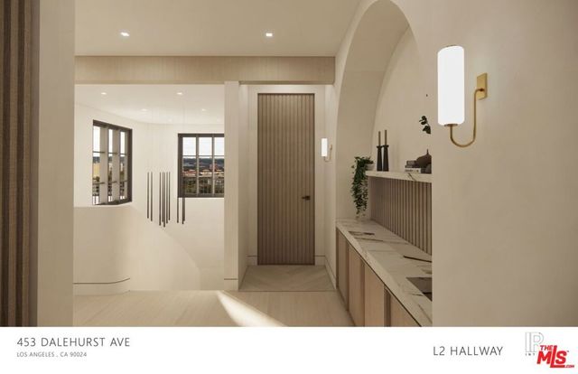 453 Dalehurst Avenue, Los Angeles, CA 90024