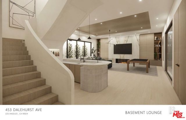 453 Dalehurst Avenue, Los Angeles, CA 90024