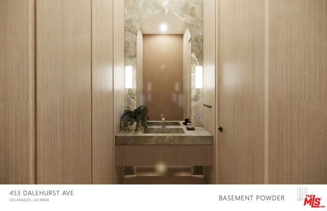 453 Dalehurst Avenue, Los Angeles, CA 90024