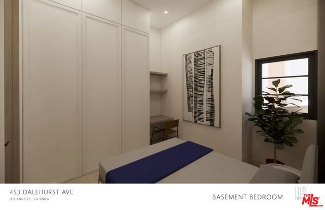 453 Dalehurst Avenue, Los Angeles, CA 90024