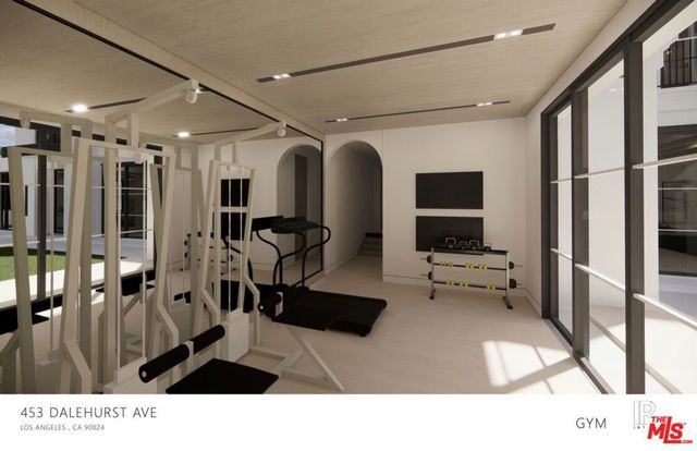 453 Dalehurst Avenue, Los Angeles, CA 90024