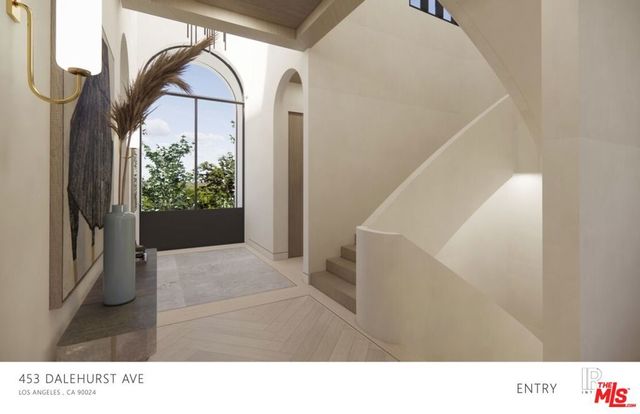 453 Dalehurst Avenue, Los Angeles, CA 90024