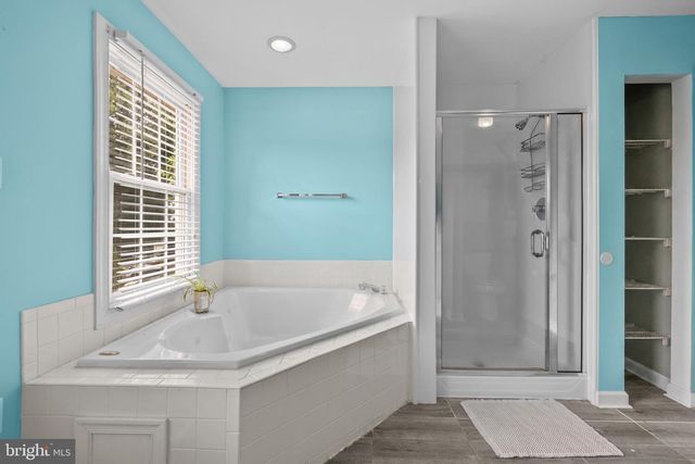 6504 WHEAT MILL WAY, Centreville, VA 20121