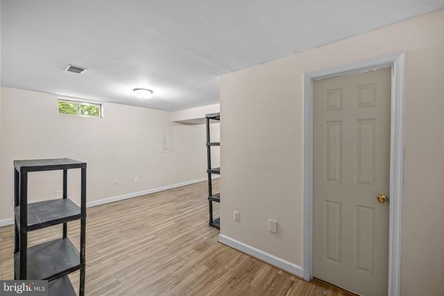 6504 WHEAT MILL WAY, Centreville, VA 20121