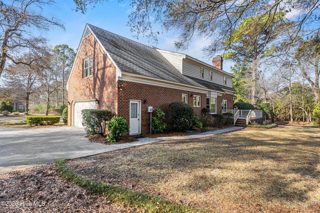 1606 Pembroke Jones Drive, Wilmington, NC 28405