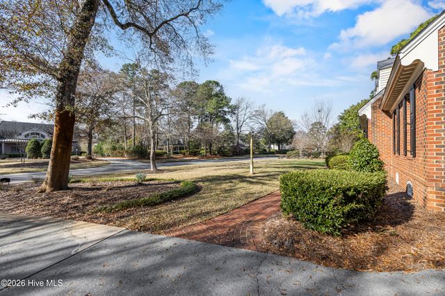 1606 Pembroke Jones Drive, Wilmington, NC 28405