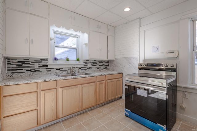 3522 Oliver Street, Fort Wayne, IN 46806