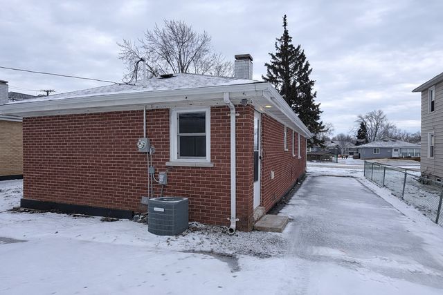 97 W 29th Street, South Chicago Heights, IL 60411