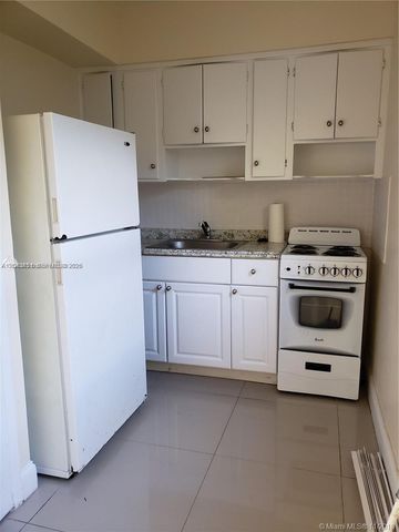 7821 Byron Avenue, Miami Beach, FL 33141
