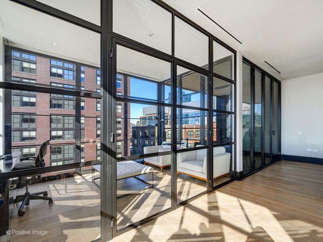 1109 W WASHINGTON Boulevard 7A, Chicago, IL 60607