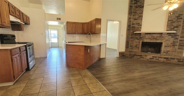 1057 Whitewater Trail, Desoto, TX 75115