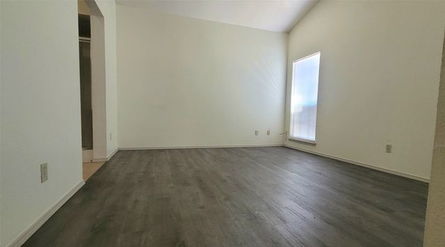 1057 Whitewater Trail, Desoto, TX 75115