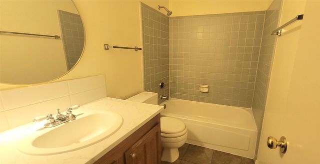 1057 Whitewater Trail, Desoto, TX 75115