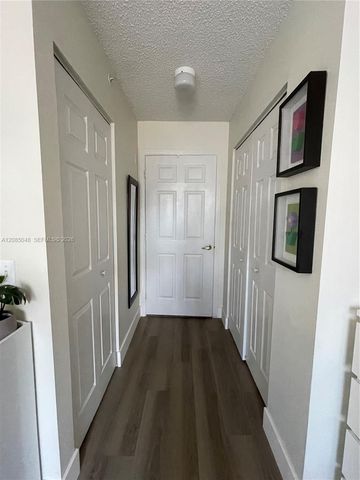 2009 SE 10th Avenue 303, Fort Lauderdale, FL 33316