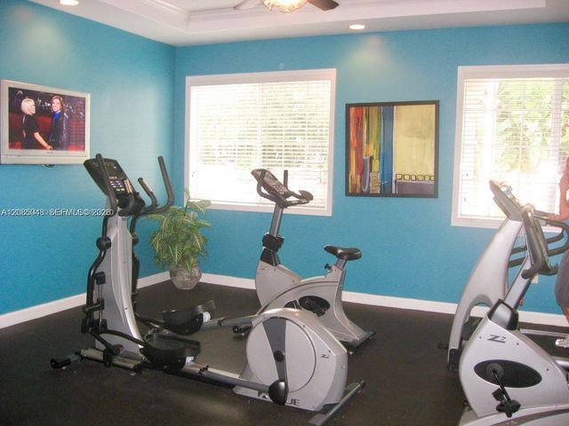 2009 SE 10th Avenue 303, Fort Lauderdale, FL 33316