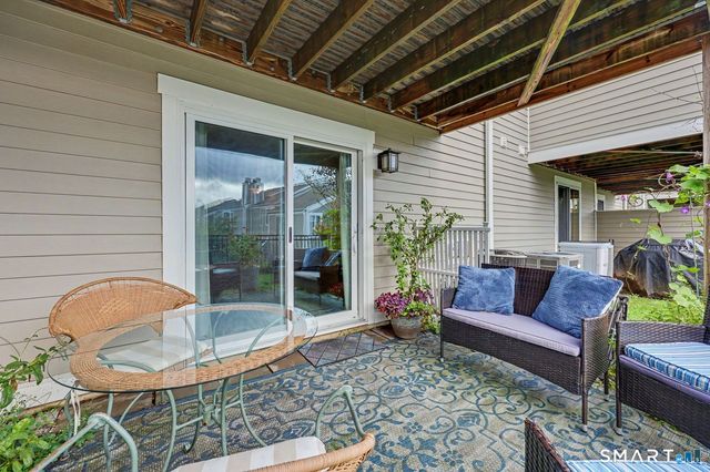 71 Aiken Street D9, Norwalk, CT 06851