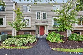 71 Aiken Street D9, Norwalk, CT 06851