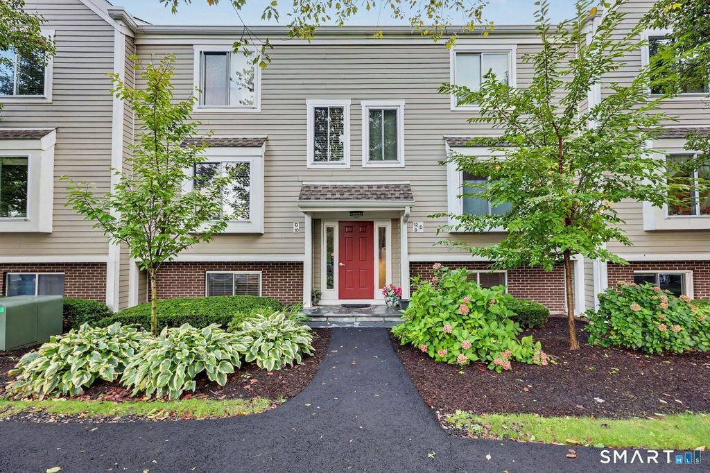 71 Aiken Street D9, Norwalk, CT 06851