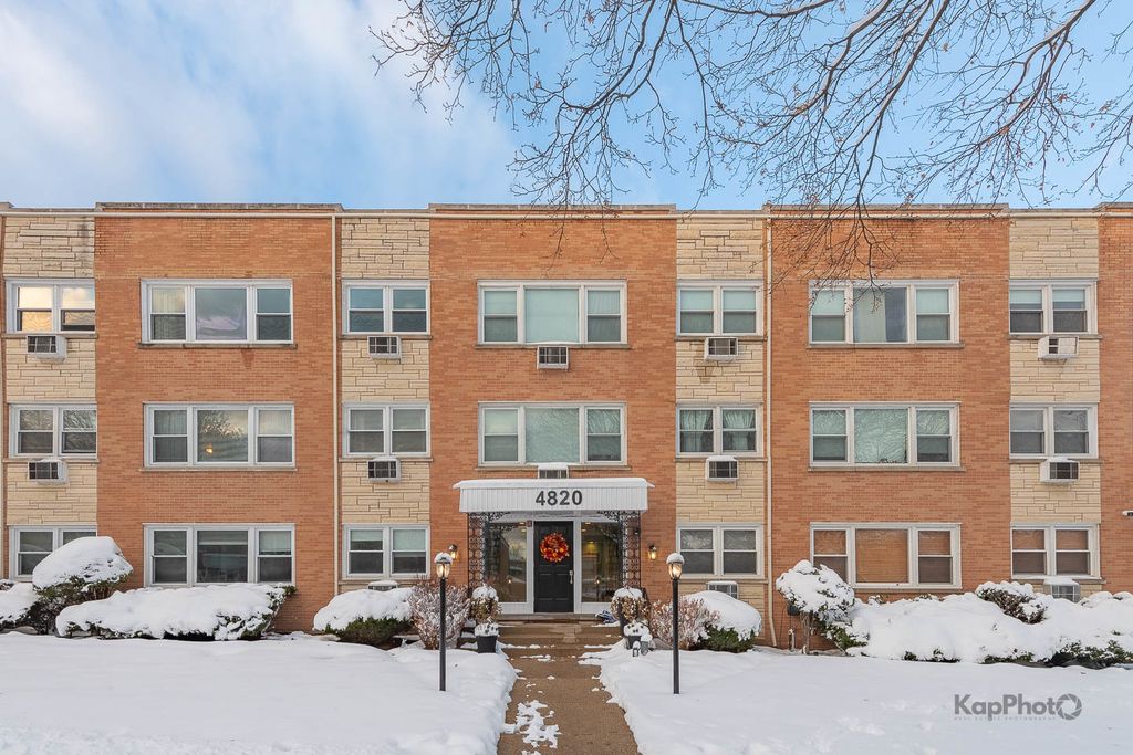 4820 Conrad Street 202, Skokie, IL 60077