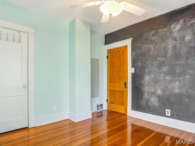 1100 Troy Road, Edwardsville, IL 62025