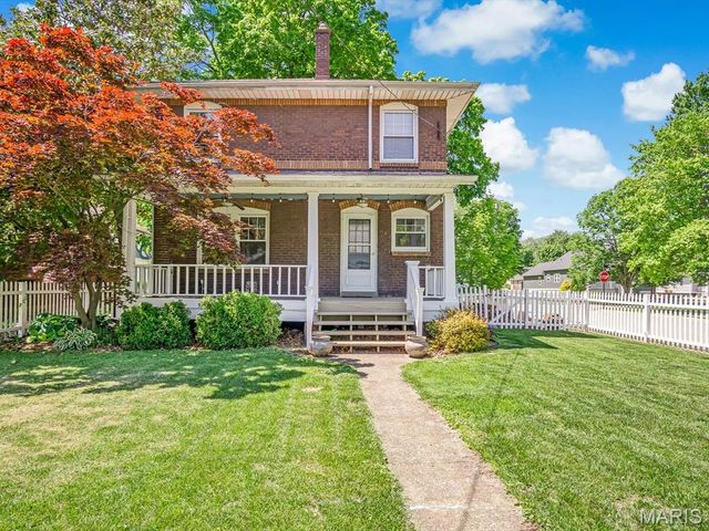 1100 Troy Road, Edwardsville, IL 62025