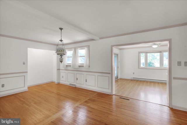 1505 CROMWELL DR, Wyomissing, PA 19610