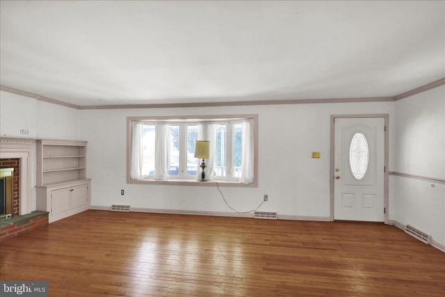 1505 CROMWELL DR, Wyomissing, PA 19610