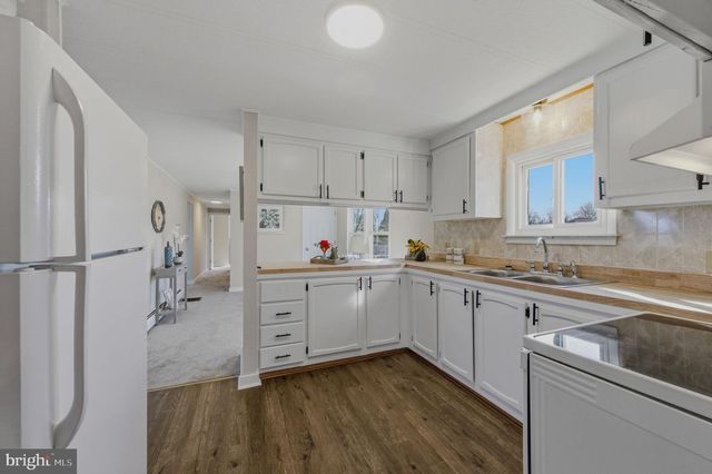 946 VANDYKE GREENSPRING RD, Townsend, DE 19734