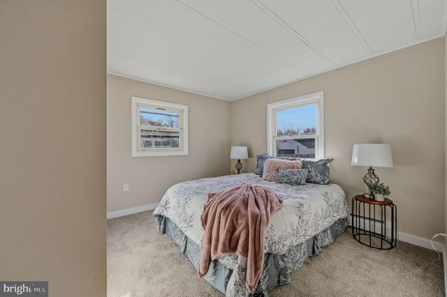 946 VANDYKE GREENSPRING RD, Townsend, DE 19734