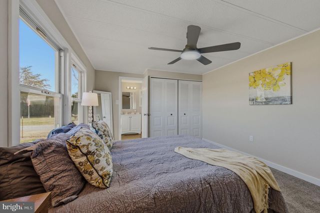 946 VANDYKE GREENSPRING RD, Townsend, DE 19734