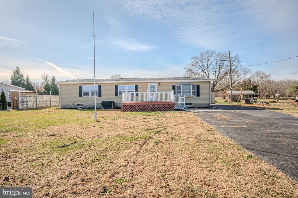 946 VANDYKE GREENSPRING RD, Townsend, DE 19734